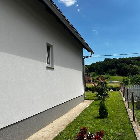 Apartman Matej Apartment Otocac Exterior photo