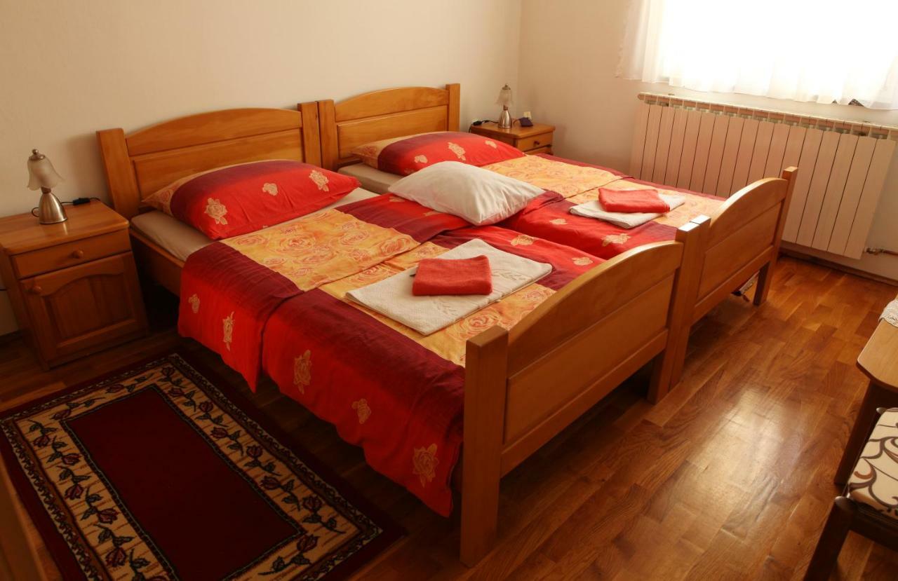 Apartman Matej Apartment Otocac Exterior photo