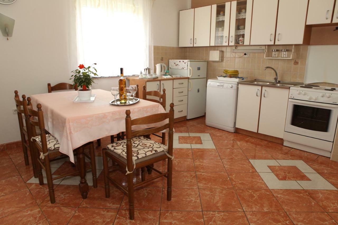 Apartman Matej Apartment Otocac Exterior photo